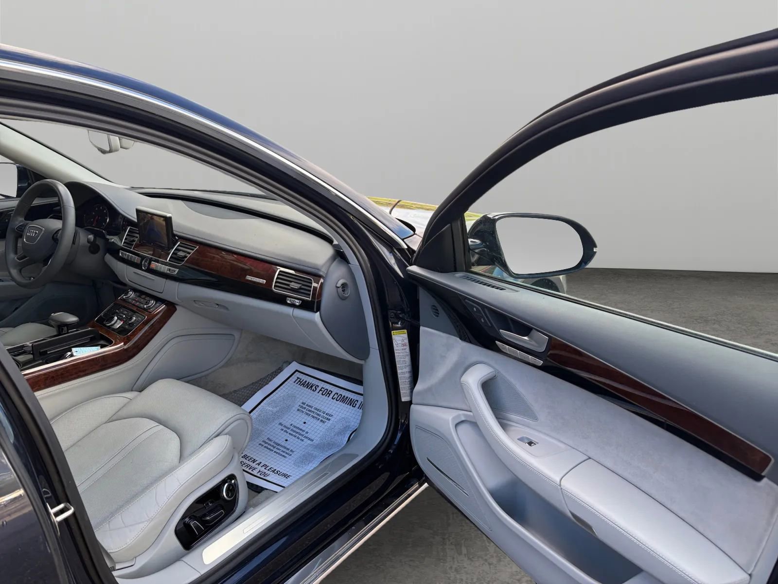 Used 2012 Audi A8 L 4.2 image 17