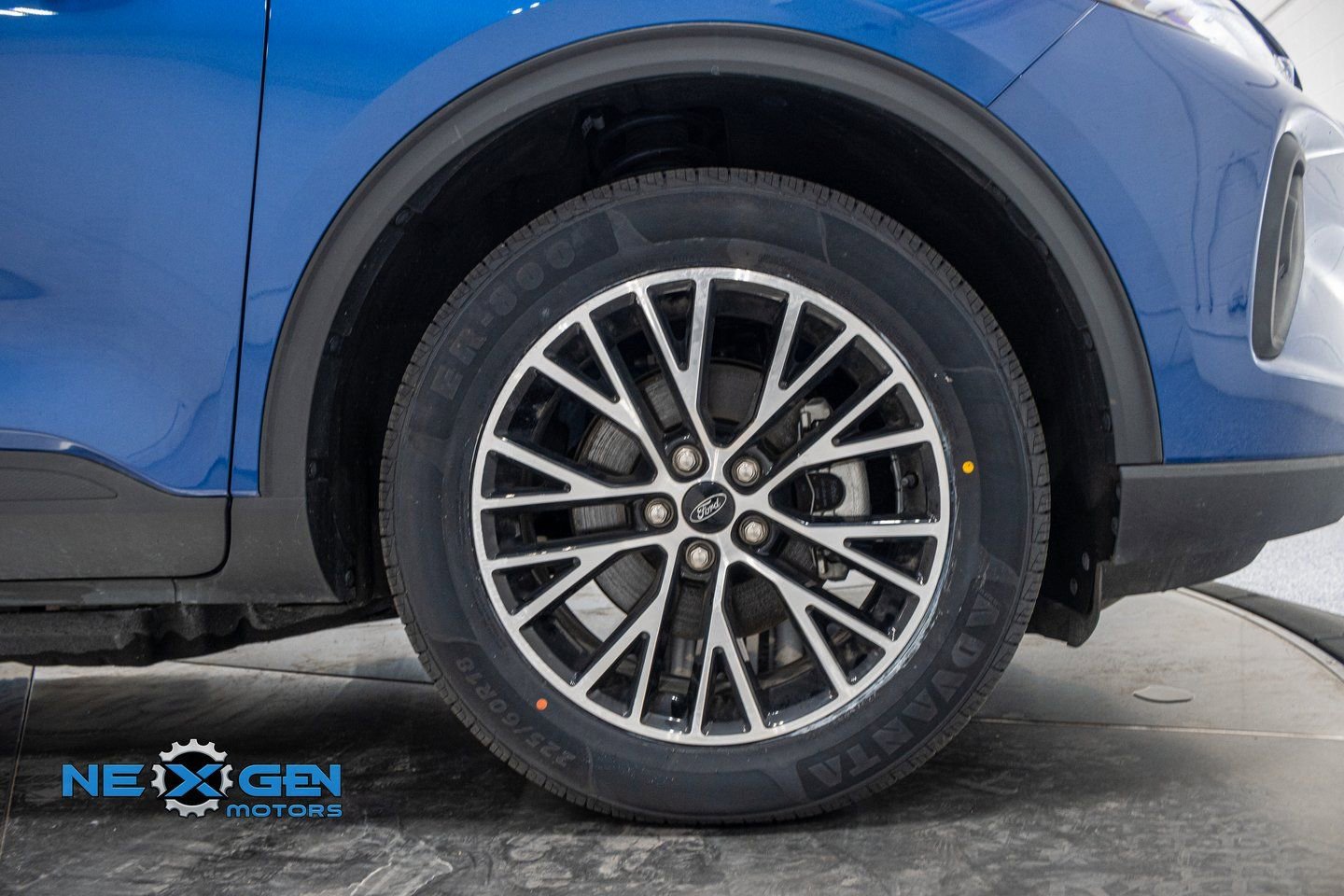 Used 2023 Ford Escape SE image 40