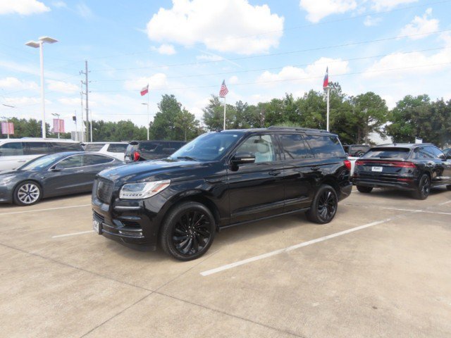 Used 2020 Lincoln Navigator Black Label AWD/4WD image 2