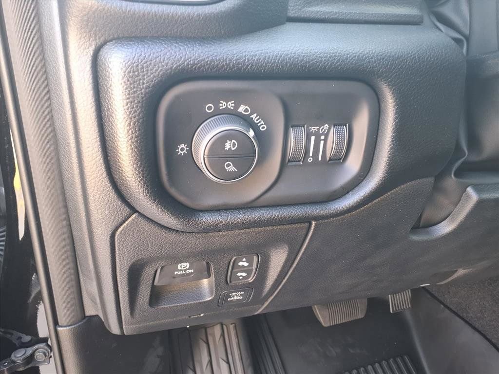 New 2026 RAM 1500 Lone Star AWD/4WD image 15