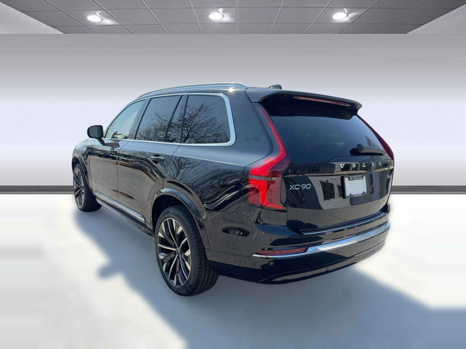 New 2026 Volvo XC90 B6 Ultra w/ Protection Package image 3