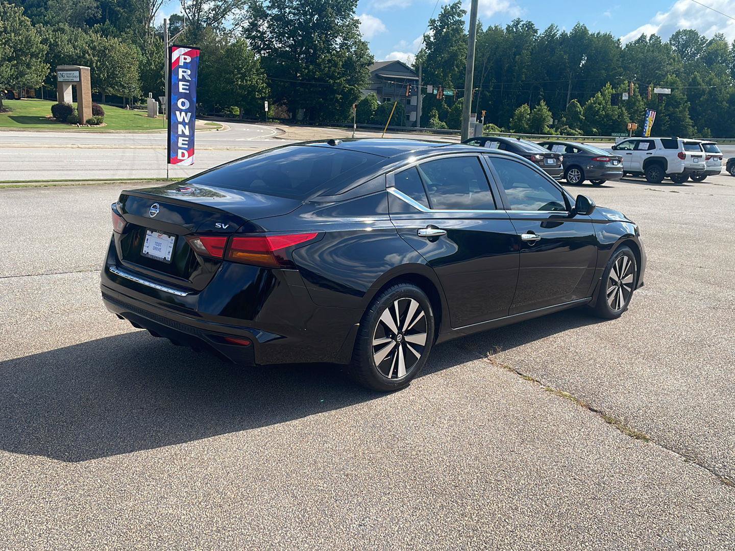 Used 2022 Nissan Altima 2.5 SV FWD image 3