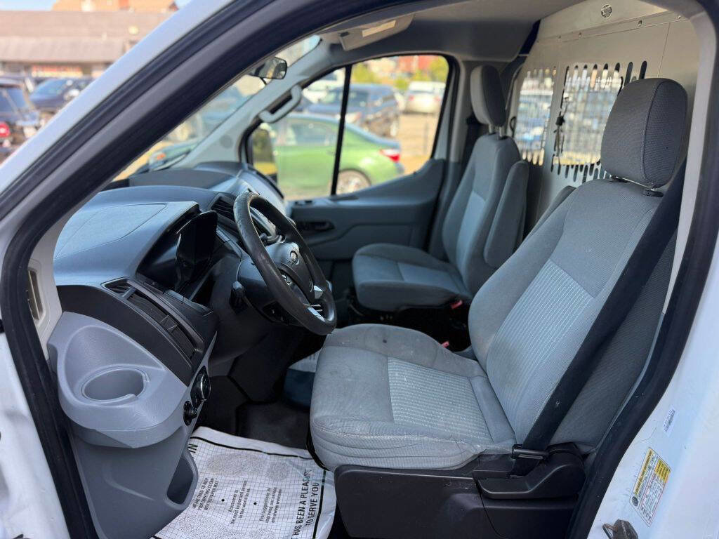 Used 2015 Ford Transit 250 250 3dr SWB Low Roof Cargo Van w/ Exterior Upgrade Package image 15