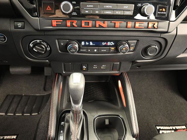 Used 2025 Nissan Frontier PRO-4X image 13