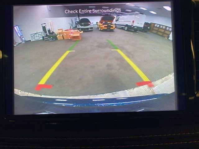 Used 2022 Chrysler Pacifica Touring-L image 45