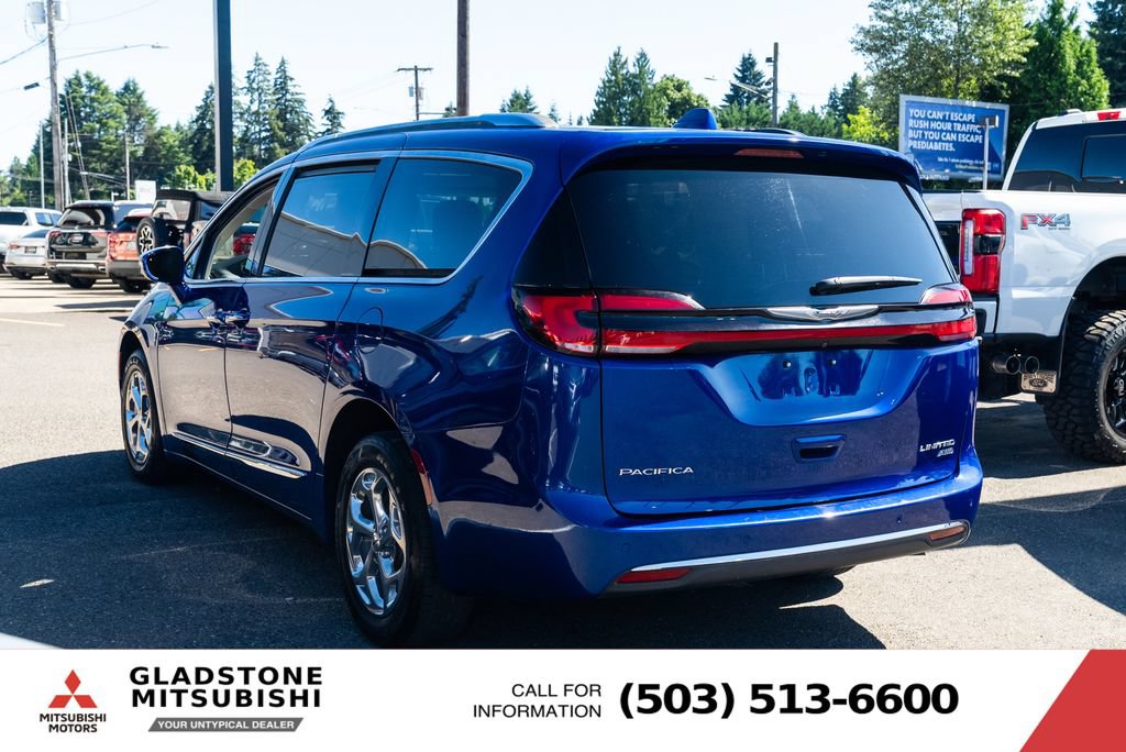 Used 2021 Chrysler Pacifica Limited AWD/4WD image 5