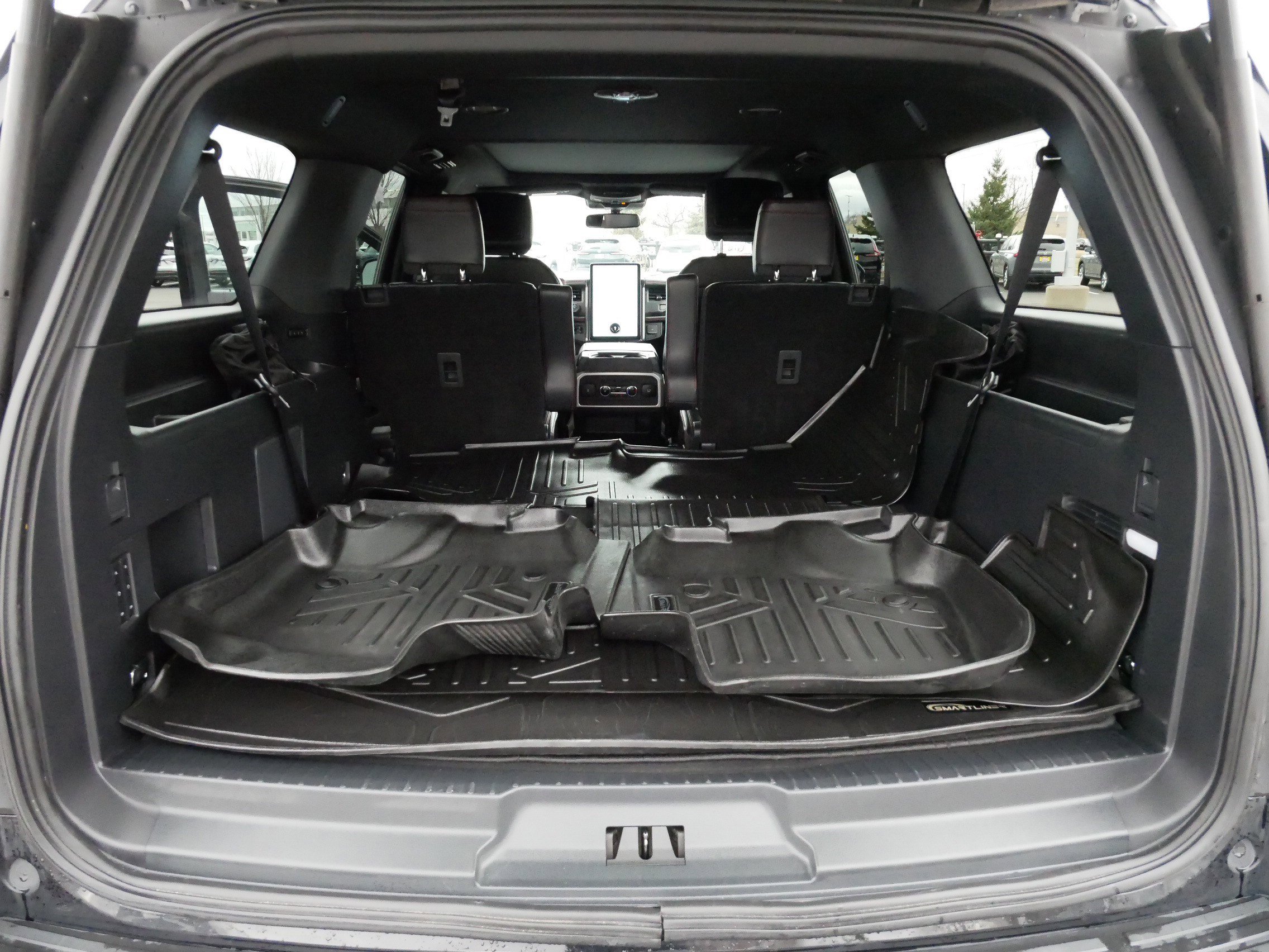 Used 2022 Ford Expedition Max Limited image 18