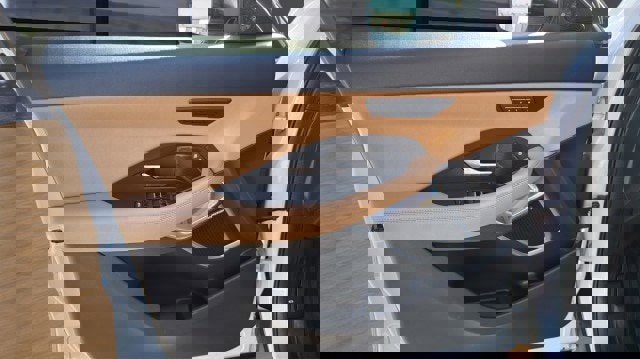 Certified 2021 Jaguar E-PACE SE image 23