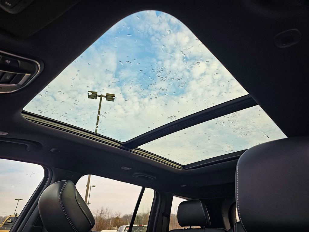 New 2026 Jeep Grand Cherokee Limited image 15