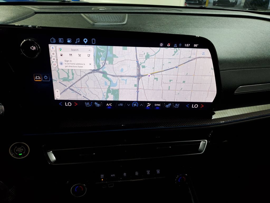 Used 2025 Chevrolet Traverse High Country FWD image 30