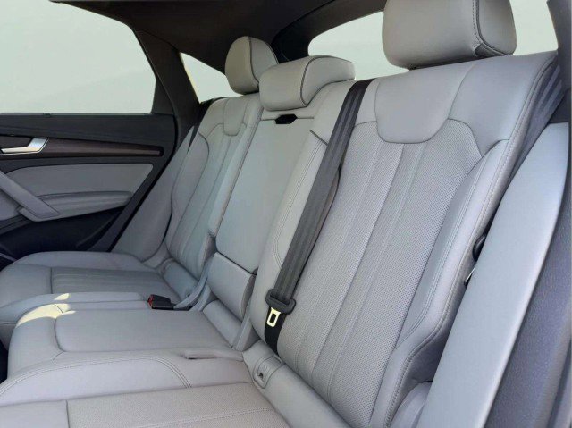 Certified 2023 Audi Q5 2.0T Prestige AWD/4WD image 23