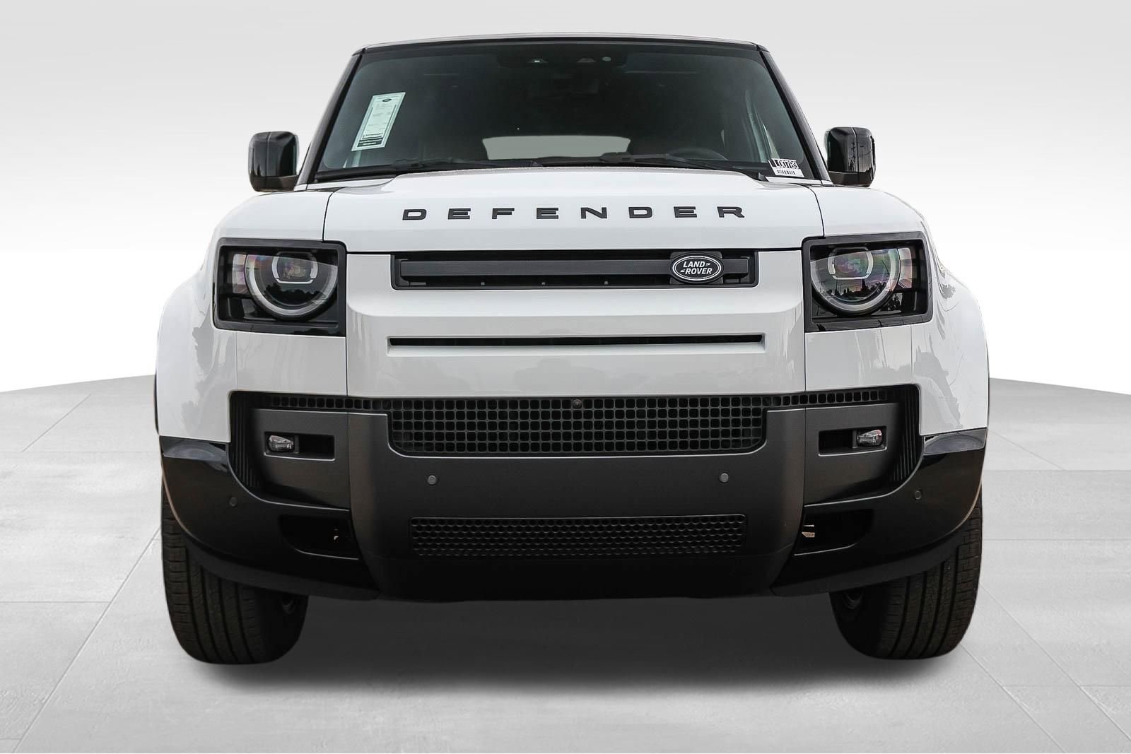 New 2026 Land Rover Defender 110 X-Dynamic SE AWD/4WD image 2