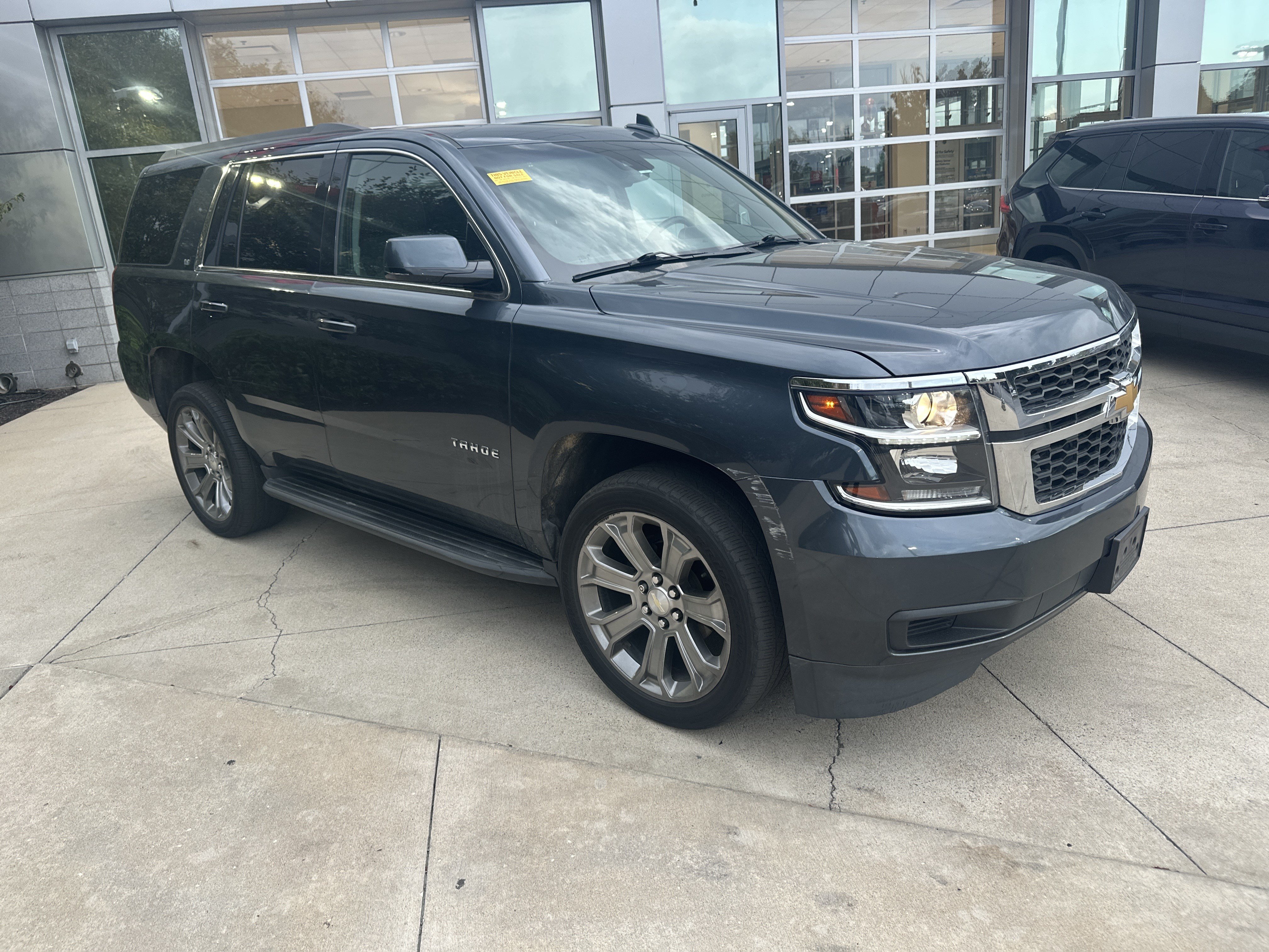 Used 2019 Chevrolet Tahoe LT AWD/4WD image 2