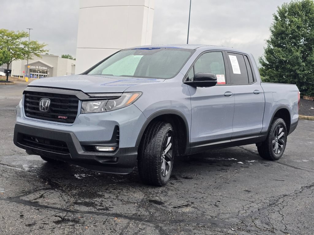 Used 2023 Honda Ridgeline Sport image 4