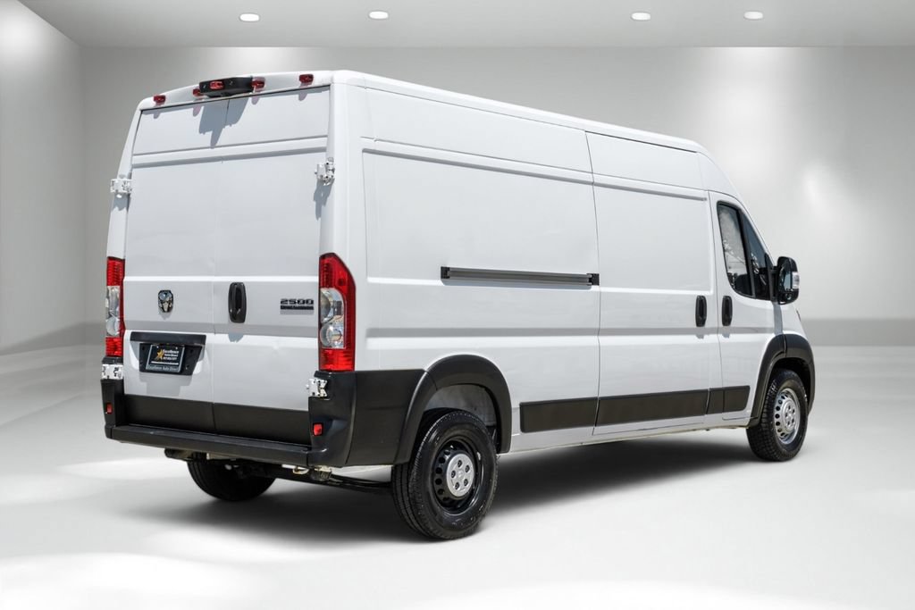 Used 2025 RAM ProMaster 2500 w/ Convenience Group FWD image 6