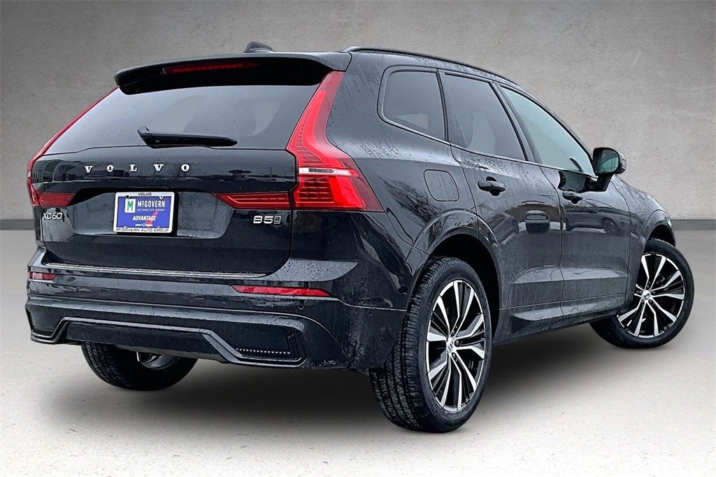 Used 2023 Volvo XC60 B5 Plus w/ Climate Package image 6