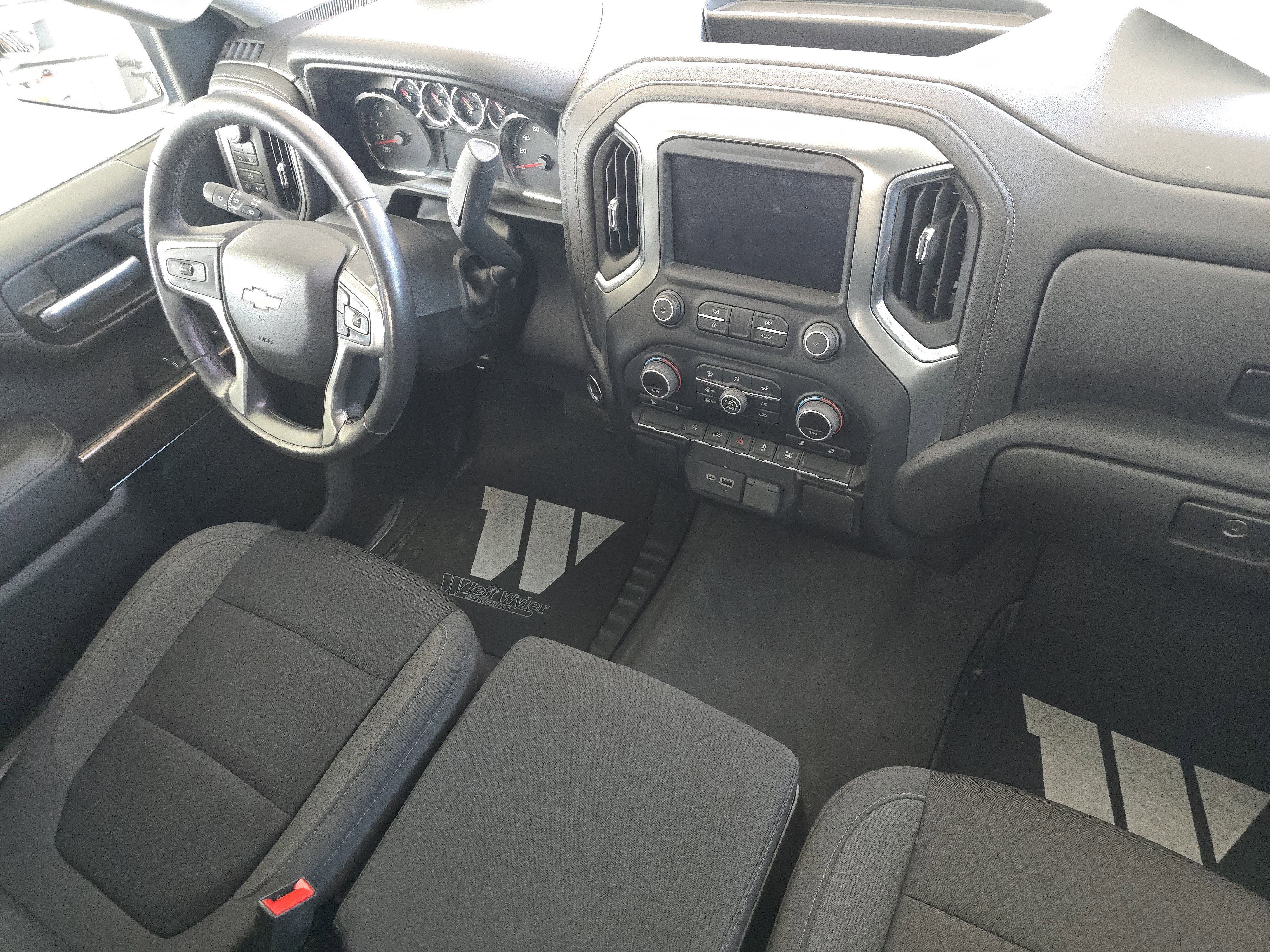 Used 2022 Chevrolet Silverado 1500 LT image 23