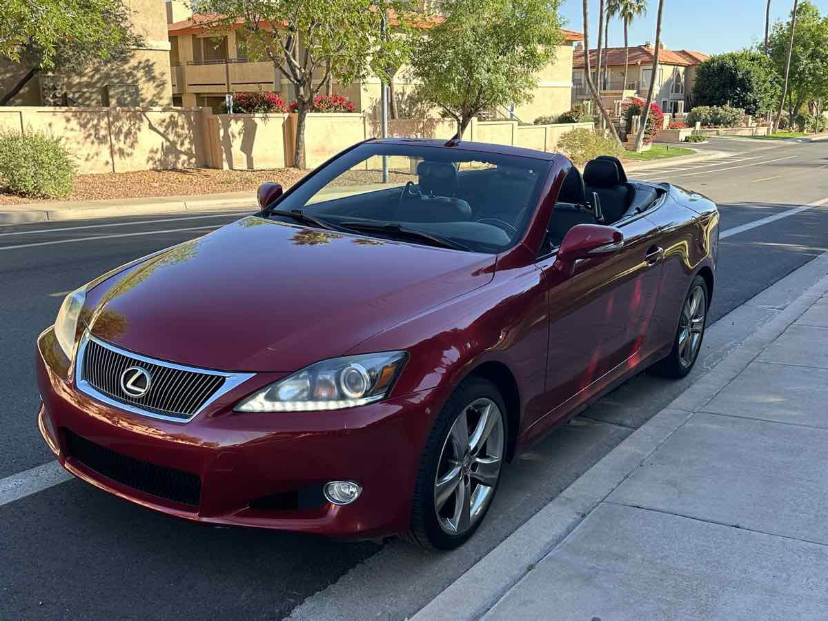Used 2012 Lexus IS 250C image 11