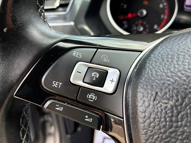 Used 2021 Volkswagen Tiguan SE R-Line AWD/4WD image 18
