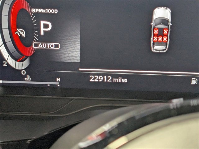 Used 2023 Nissan Pathfinder Platinum image 30