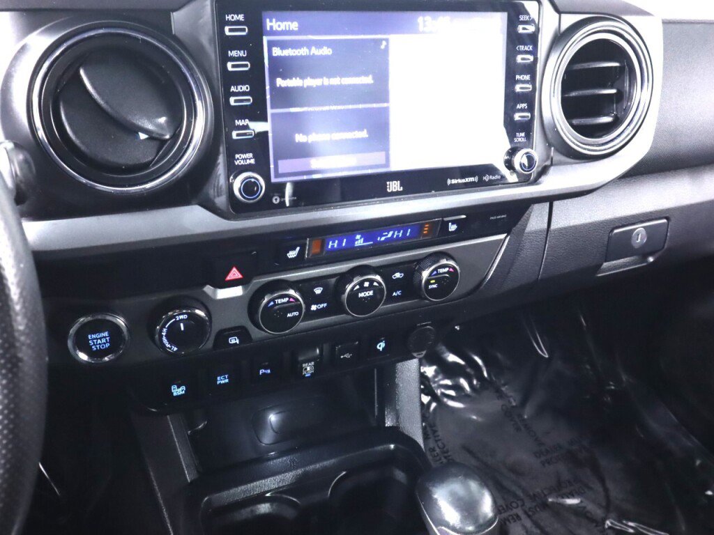 Used 2020 Toyota Tacoma TRD Off-Road w/ TRD Premium Off Road Package image 17