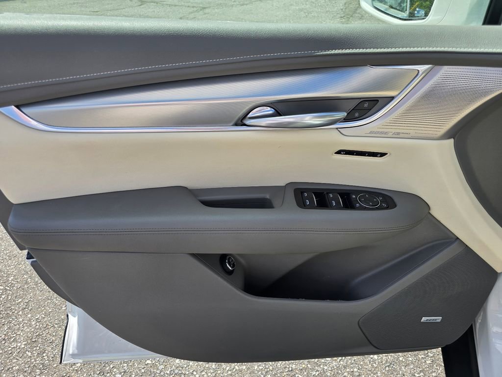 Used 2020 Cadillac XT5 Premium Luxury AWD/4WD image 9