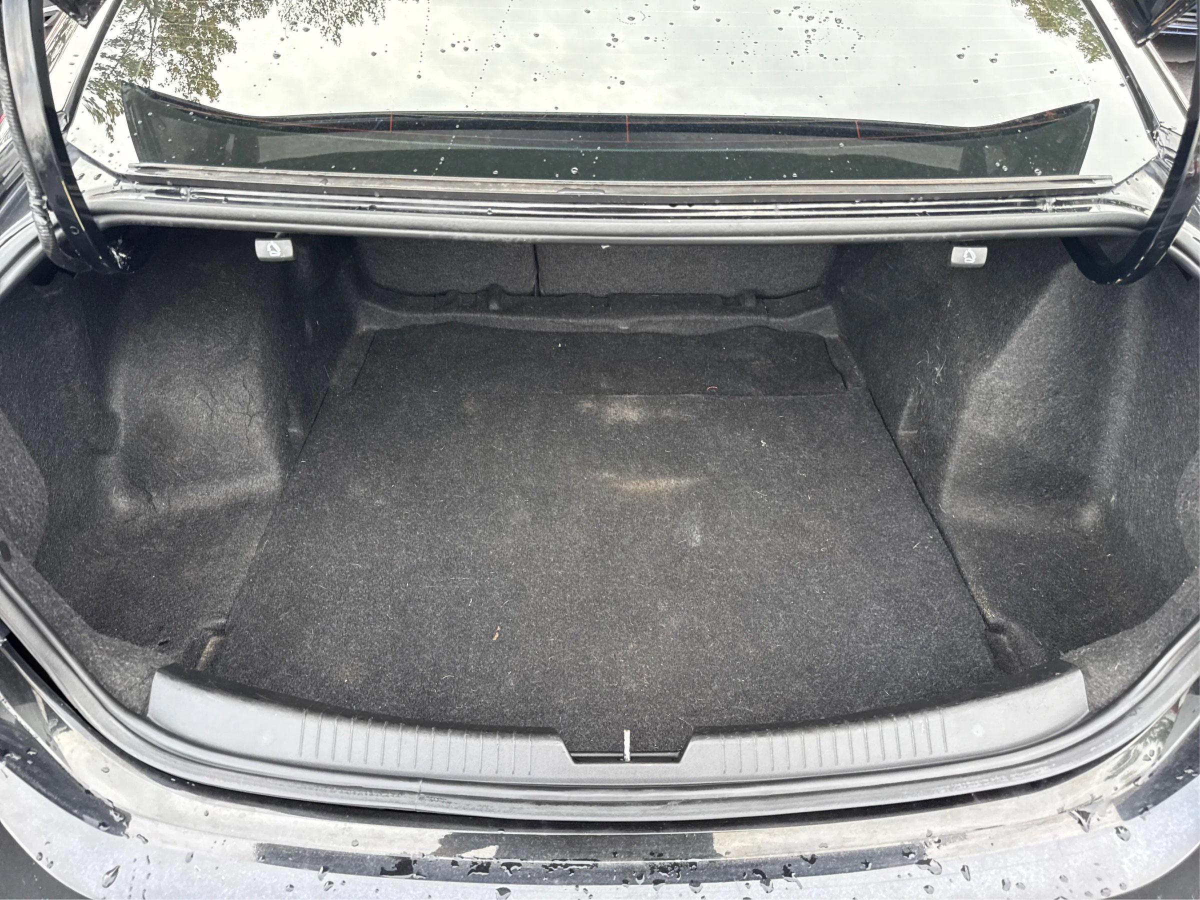 Used 2018 Chevrolet Malibu LT FWD image 14