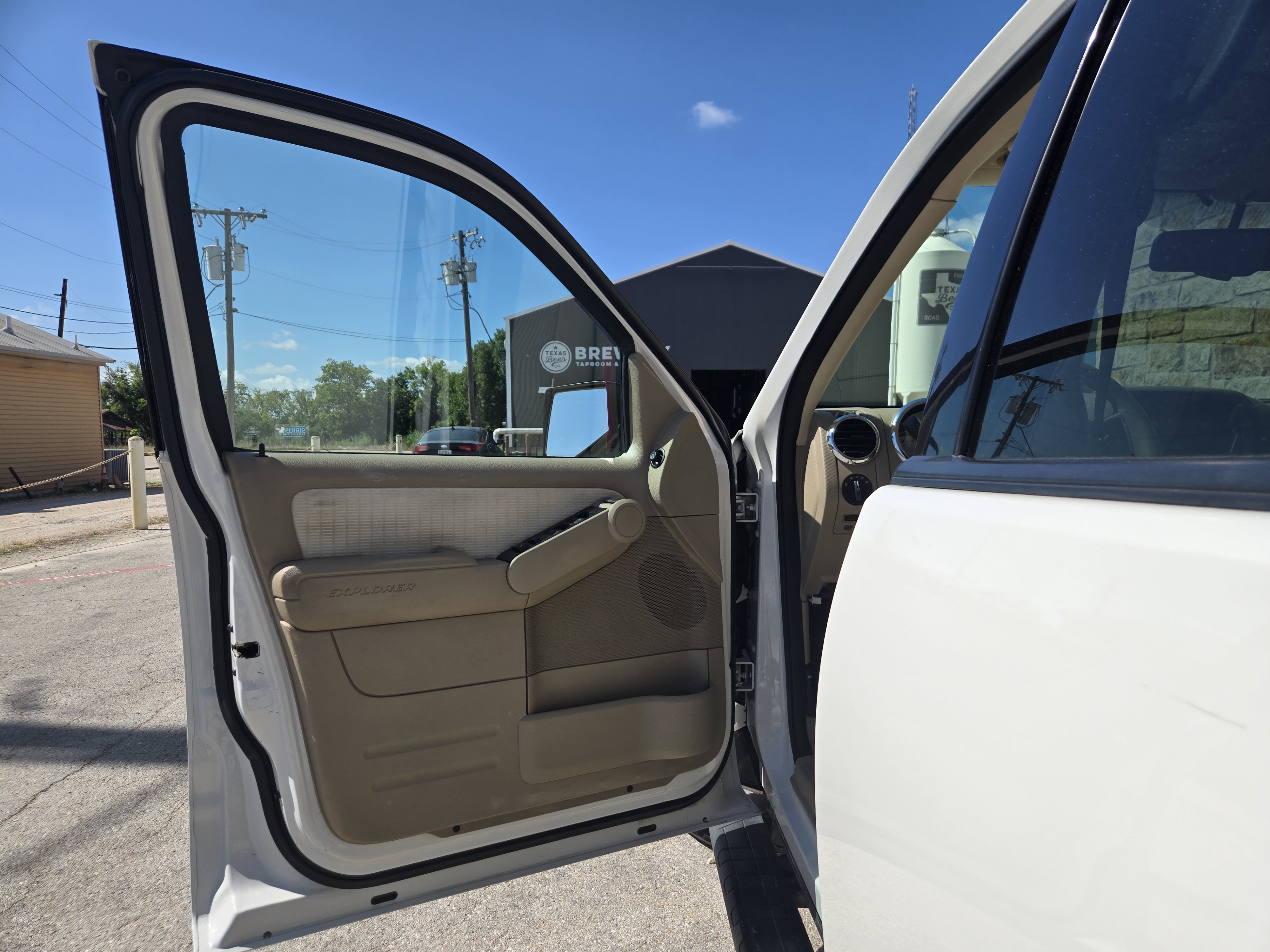 Used 2008 Ford Explorer Sport Trac XLT RWD image 9