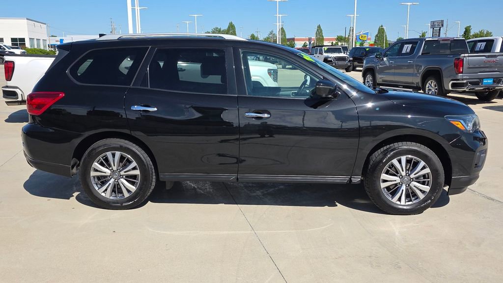 Used 2020 Nissan Pathfinder SL AWD/4WD image 6
