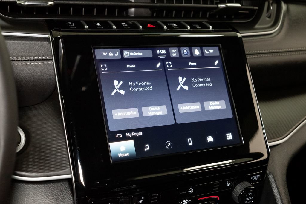 Used 2025 Jeep Grand Cherokee L Altitude image 13