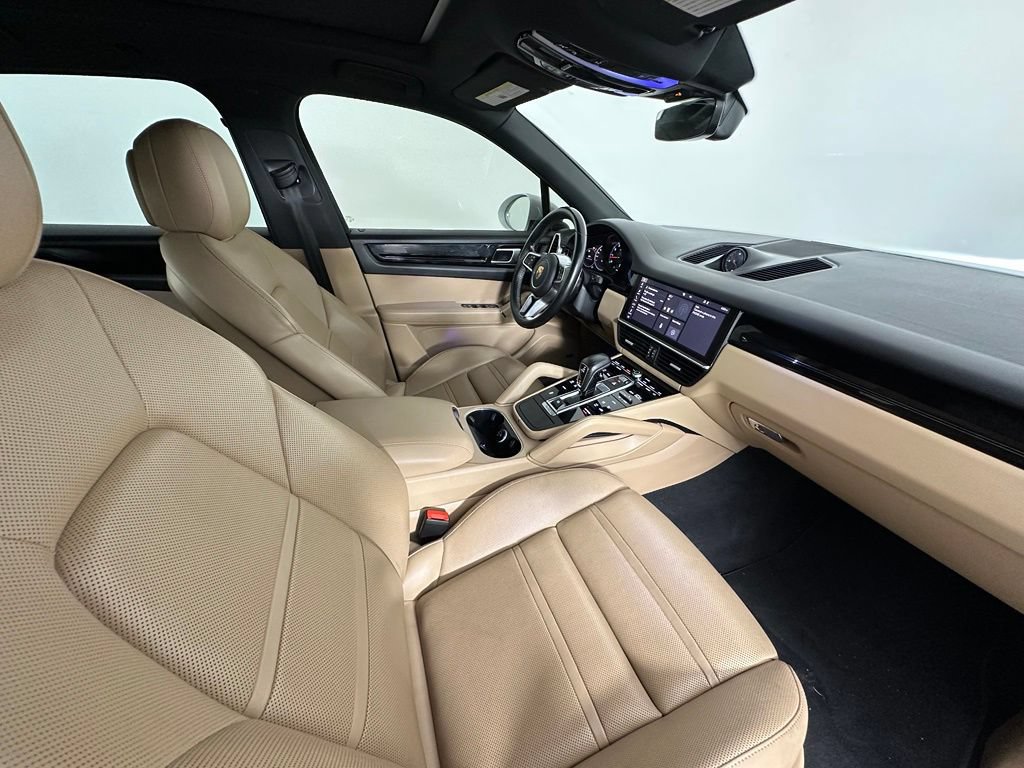 Certified 2021 Porsche Cayenne AWD/4WD image 40