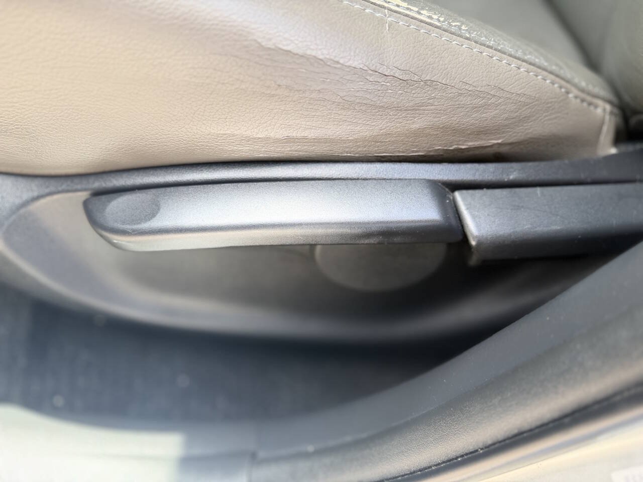 Used 2006 Toyota RAV4 Sport FWD image 11