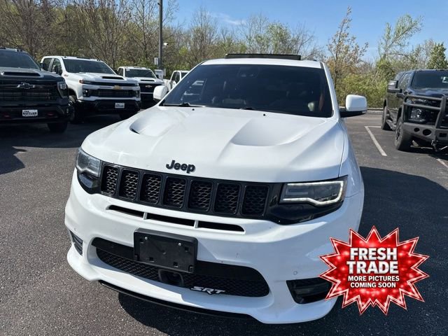 Used 2017 Jeep Grand Cherokee SRT image 4