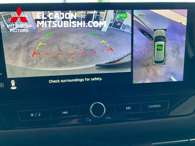 New 2025 Mitsubishi Outlander SE image 22