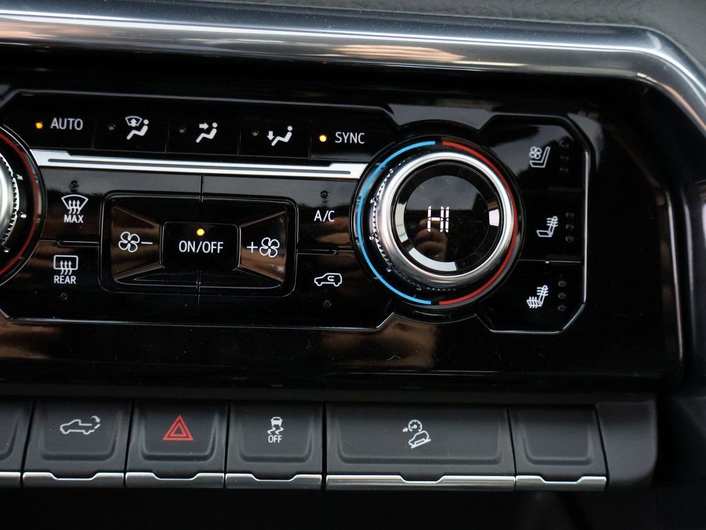 New 2026 GMC Sierra 2500 Denali w/ Denali Reserve Package image 33