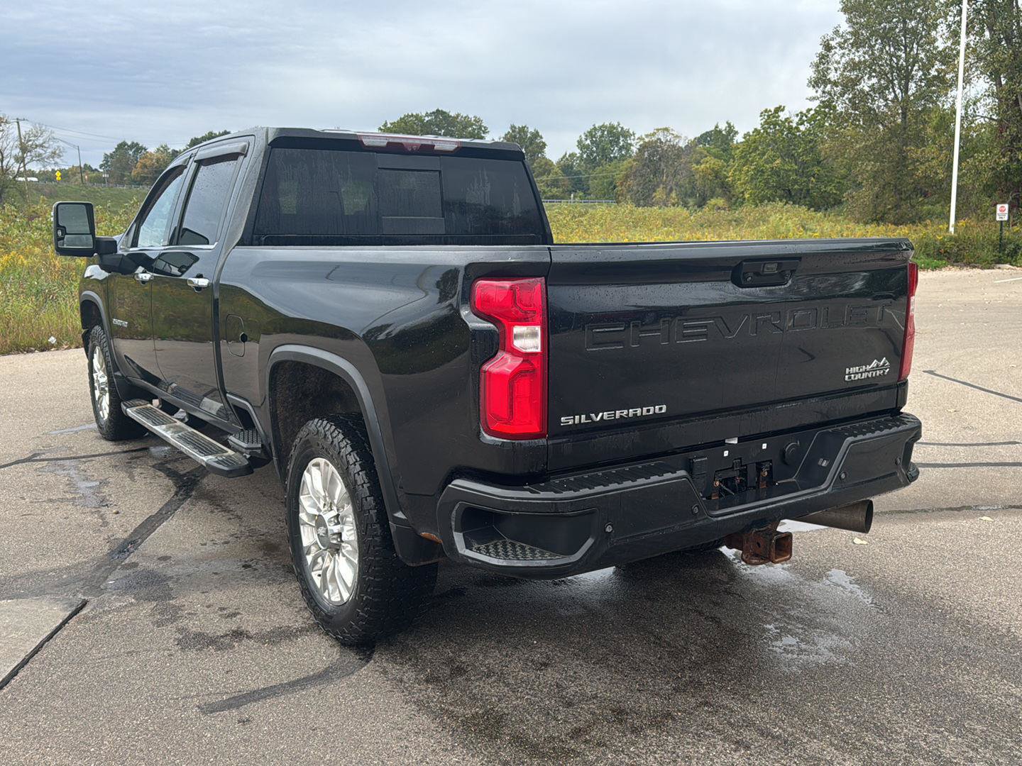 Used 2020 Chevrolet Silverado 2500 High Country w/ Z71 Off-Road Package AWD/4WD image 3