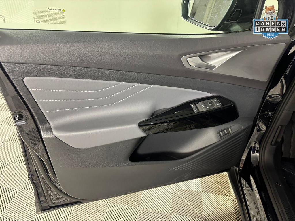 Used 2023 Volkswagen ID.4 S RWD image 13
