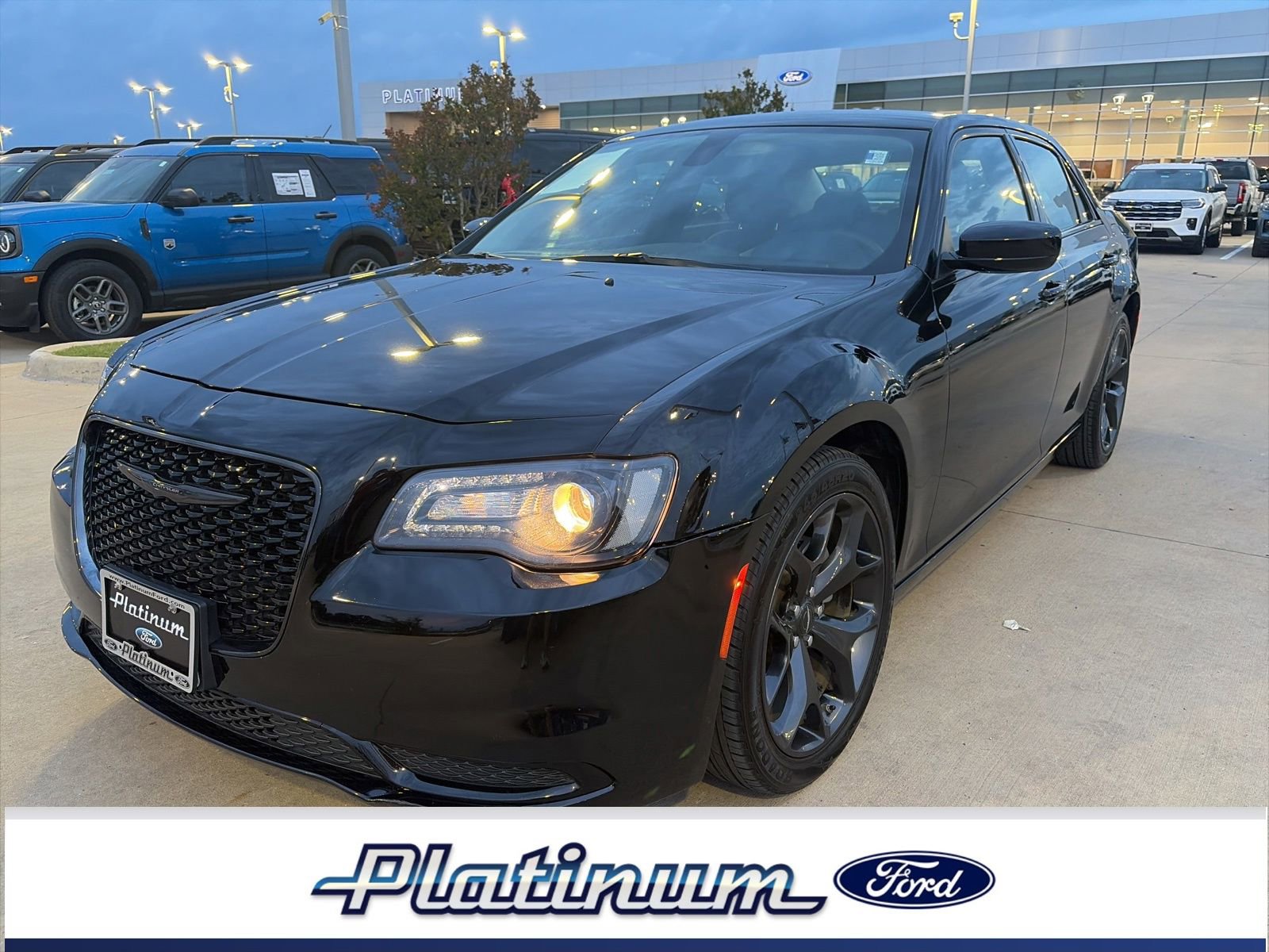 Used 2023 Chrysler 300 Touring w/ Sport Appearance Package RWD 360° Tour