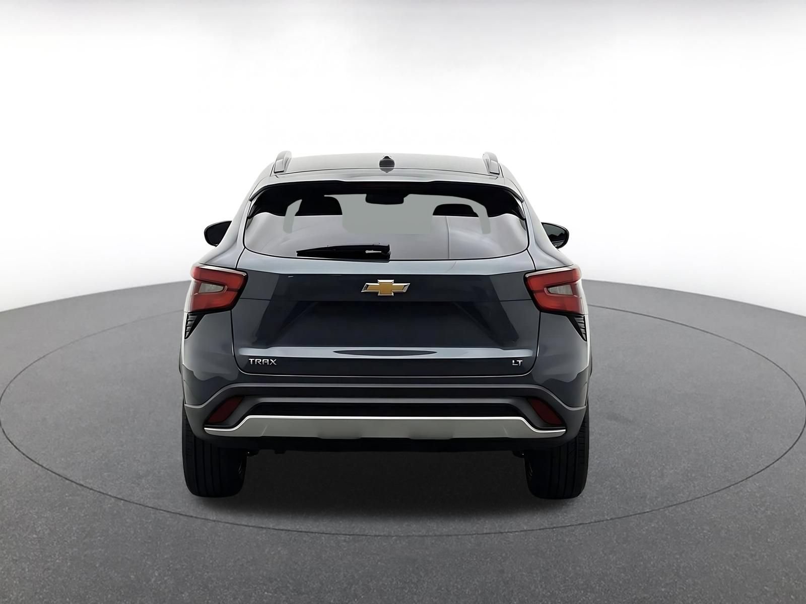 Used 2025 Chevrolet Trax LT FWD image 8