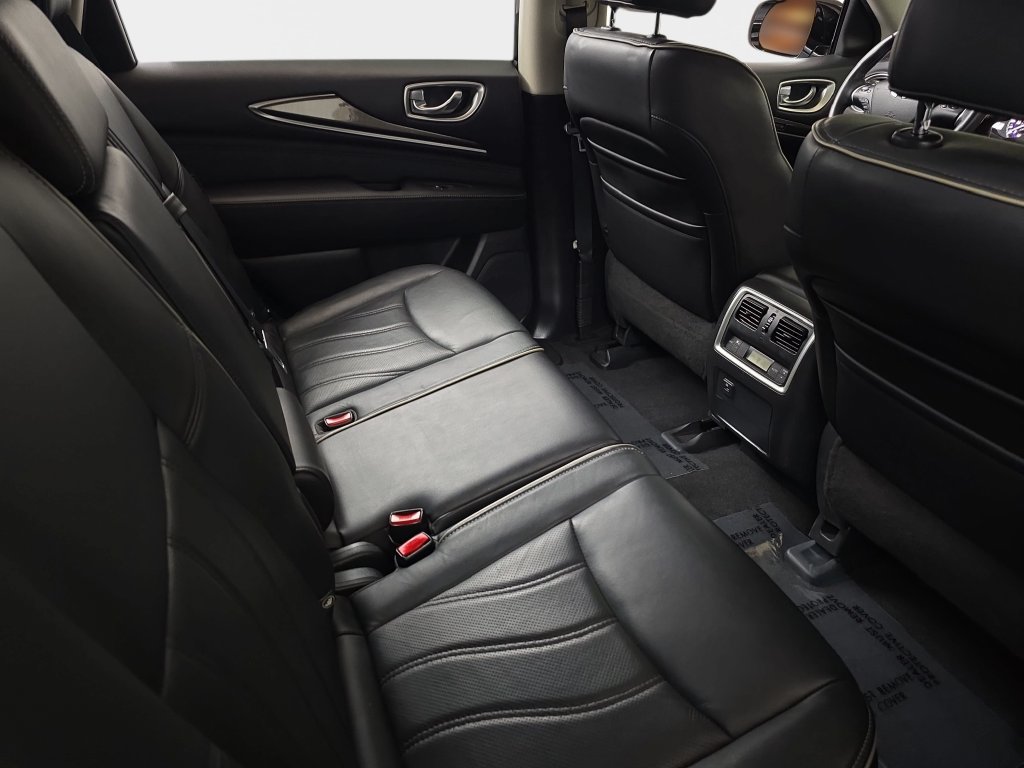 Used 2018 INFINITI QX60 Luxe w/ Premium Package AWD/4WD image 13