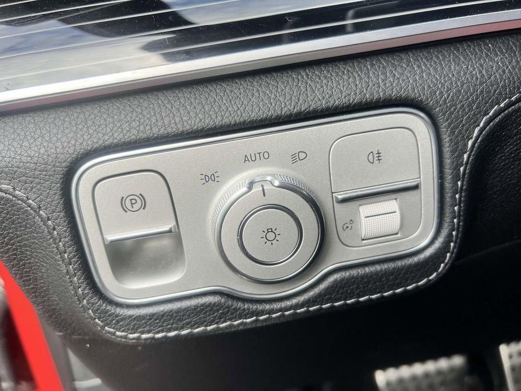 Used 2024 Mercedes-Benz GLS 580 4MATIC image 19