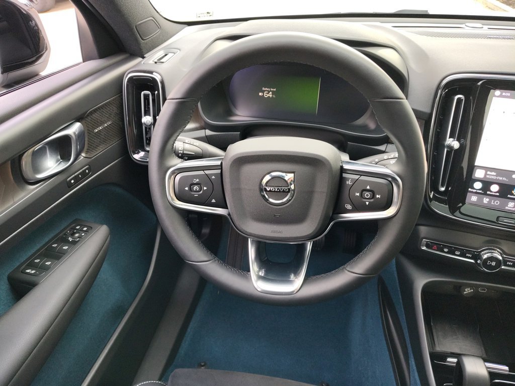 Used 2023 Volvo XC40 Recharge Ultimate AWD/4WD image 35