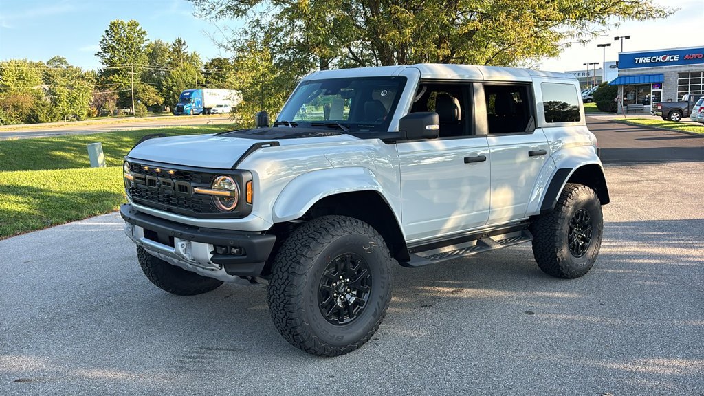 New 2026 Ford Bronco Raptor w/ Interior Carbon Fiber Pack AWD/4WD image 3