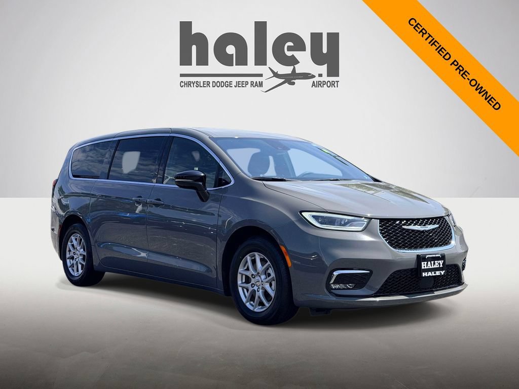 Certified 2025 Chrysler Pacifica Select FWD video 1