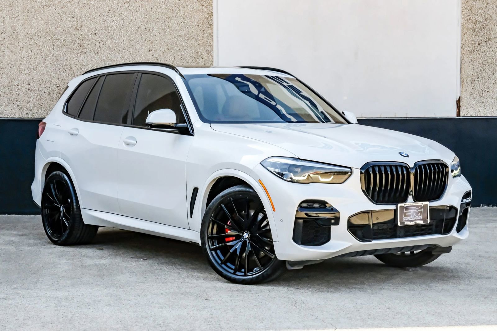 Used 2022 BMW X5 sDrive40i w/ M Sport Package RWD image 6
