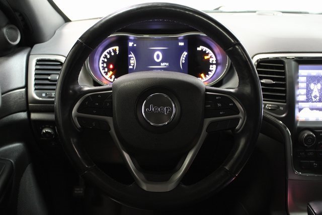 Used 2018 Jeep Grand Cherokee Altitude image 38