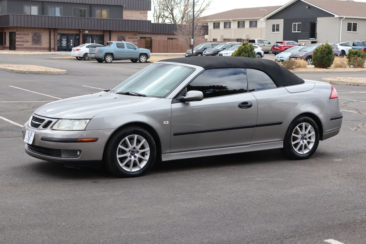 Used 2005 Saab 9-3 Arc image 10