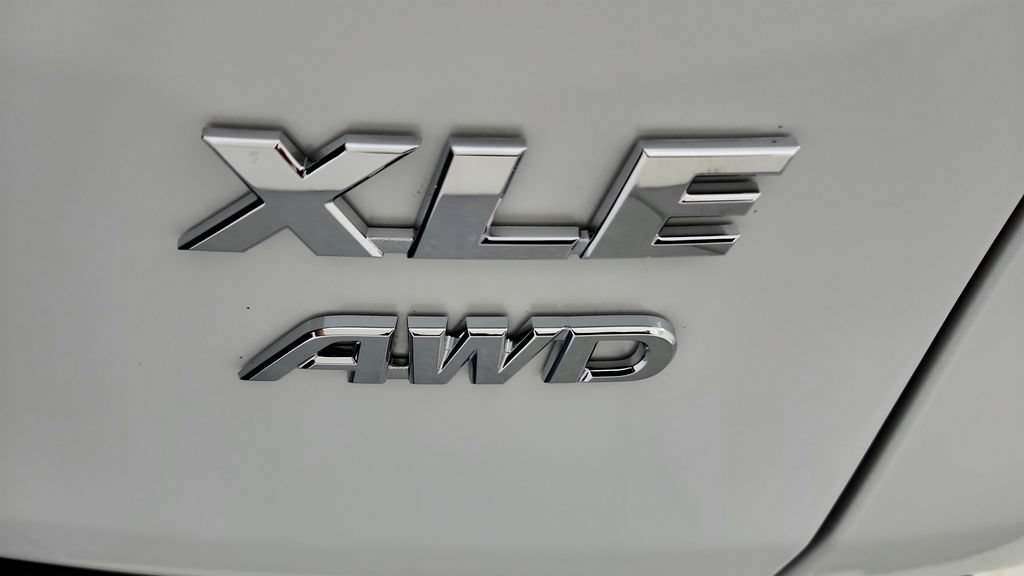 Used 2024 Toyota RAV4 XLE Premium w/ Weather Package AWD/4WD image 14