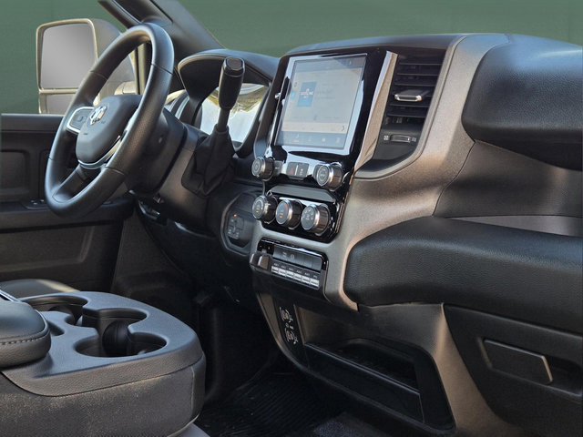 New 2026 RAM 5500 Tradesman AWD/4WD image 7