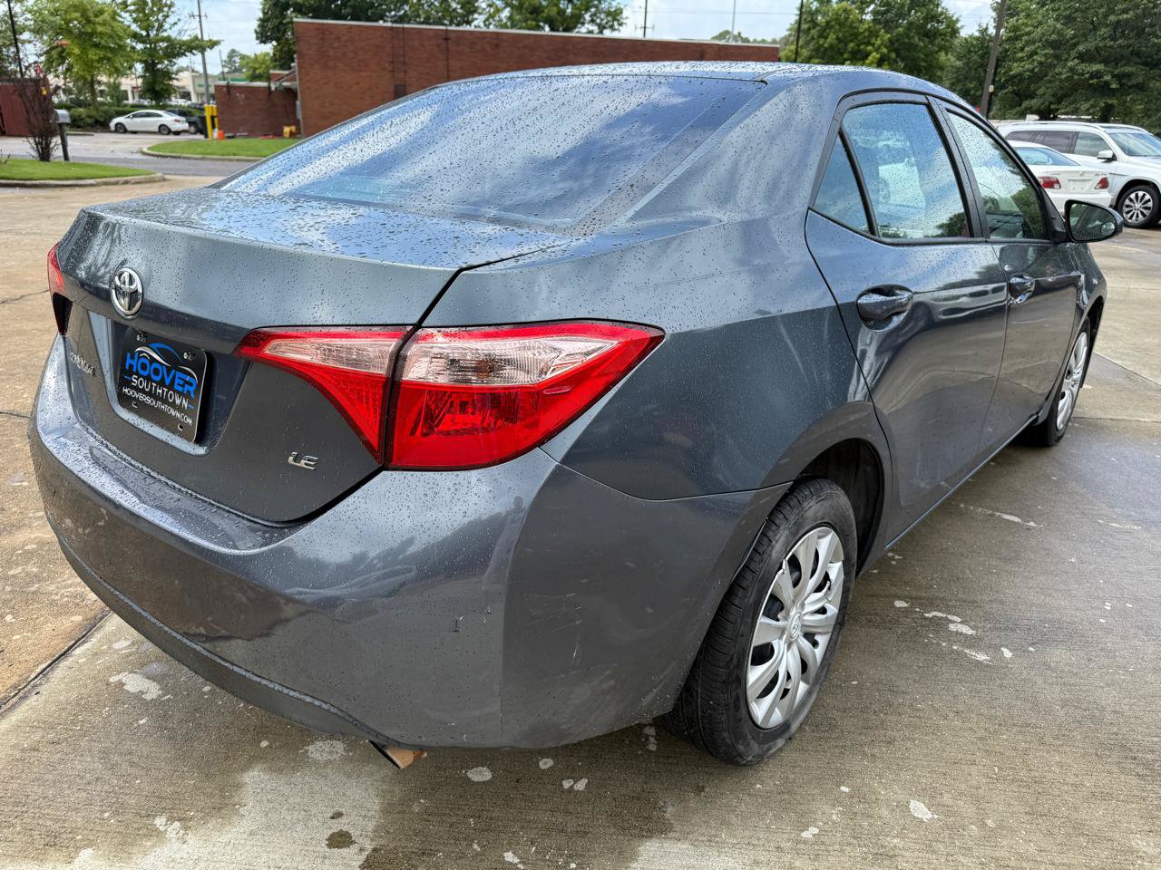 Used 2015 Toyota Corolla LE FWD image 5